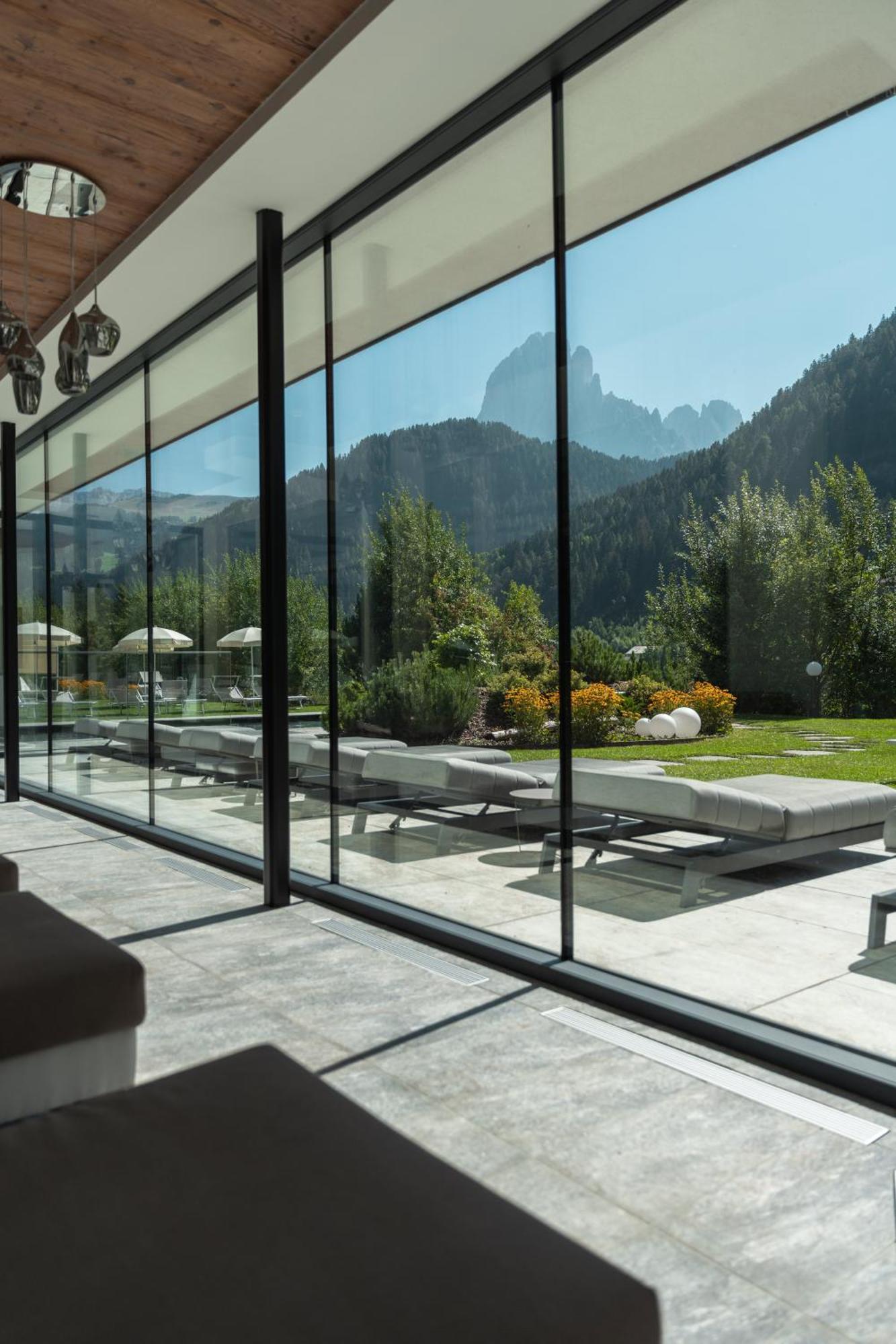 Diamant Spa Resort Santa Cristina Val Gardena Exterior foto